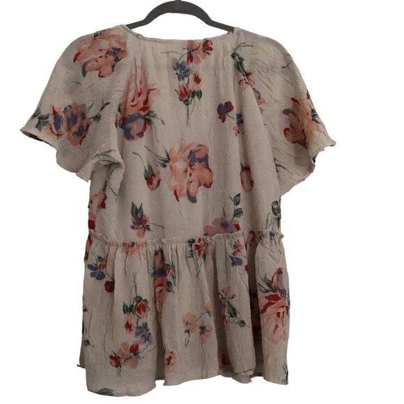 LUCKY BRAND Crepe-Peplum Floral Cutout V-neck Top Size Medium - Picture 4 of 5